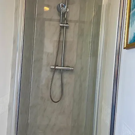 Inn Room With Newly Renovated Private Bathroom Above Village Pub Stag Inn Crosby Maryport Maryport